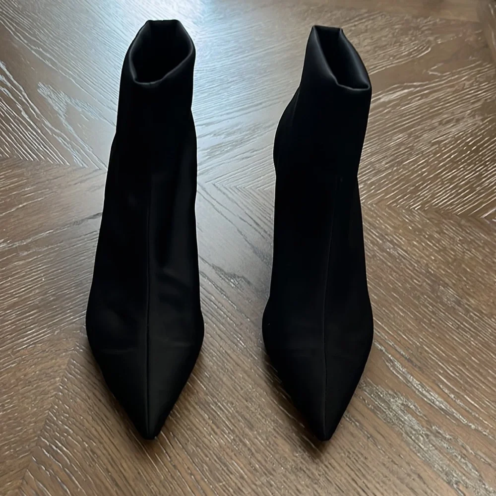 Tony Bianco black satin sock ankle bootie Size 6